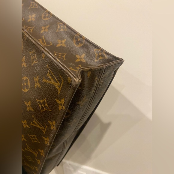 Louis Vuitton Long Tote Bag - Picture 7 of 16